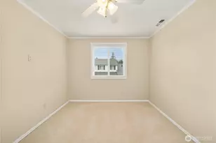 303 S 325th Ln, Federal Way, WA 98003 - Photo 22