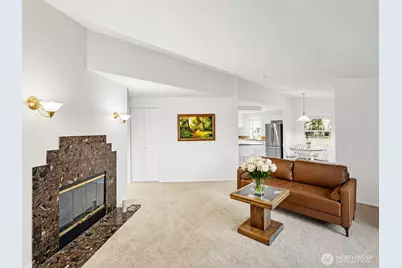 8653 Avondale Rd NE #D208, Redmond, WA 98052 - Photo 2