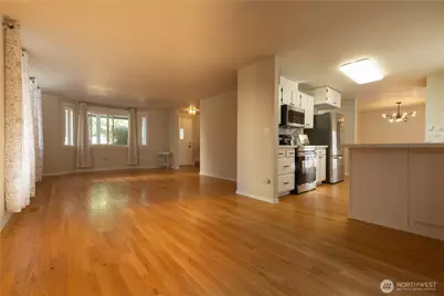 5047 Carole Drive NE, Olympia, WA 98516 - Photo 4
