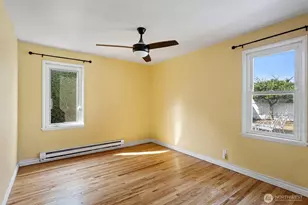 8337 27th Ave NW, Seattle, WA 98117 - Photo 12