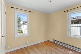 8337 27th Ave NW, Seattle, WA 98117 - Photo 14