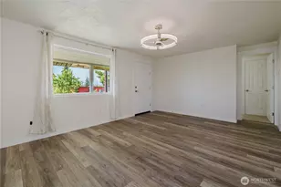 1112 Perry Ave, Bremerton, WA 98310 - Photo 8