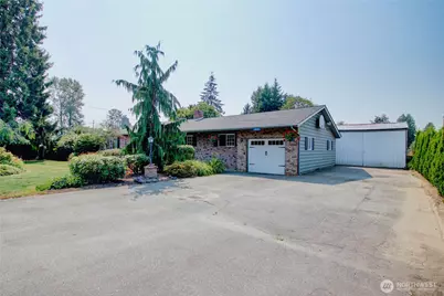 21213 Plaza Drive, Sedro Woolley, WA 98284 - Photo 2