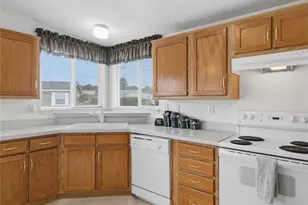 1918 Harrison Ave, Centralia, WA 98531 - Photo 6