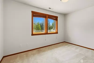 30217 Retreat Kanaskat Road SE, Ravensdale, WA 98051 - Photo 22