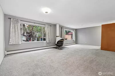 2352 49th Avenue SW, Seattle, WA 98116 - Photo 30