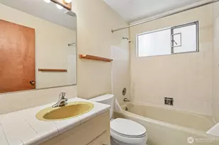 2352 49th Ave SW, Seattle, WA 98116 - Photo 22