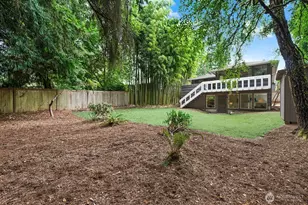 11045 Alton Ave NE, Seattle, WA 98125 - Photo 12