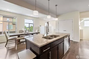 22924 79th Ln W, Edmonds, WA 98026 - Photo 10