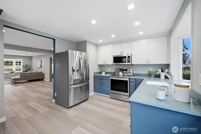 9854 Occidental Avenue S, Seattle, WA 98108 - Photo 14