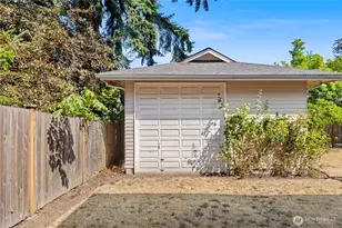 1123 E Hemlock St, Kent, WA 98030 - Photo 38
