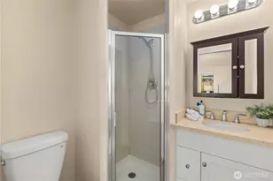 1123 E Hemlock St, Kent, WA 98030 - Photo 14