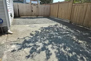 1311 N 155th St, Shoreline, WA 98133 - Photo 2