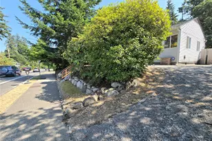 1311 N 155th St, Shoreline, WA 98133 - Photo 6