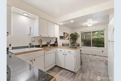 8511 Main Street #205, Edmonds, WA 98026 - Photo 20