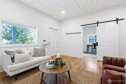 2322 Utter Street, Bellingham, WA 98225 - Photo 2