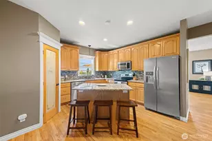 1106 Sumner Ln, Everett, WA 98203 - Photo 8