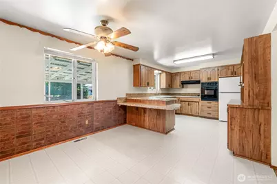 10837 SE 217th Street, Kent, WA 98031 - Photo 10