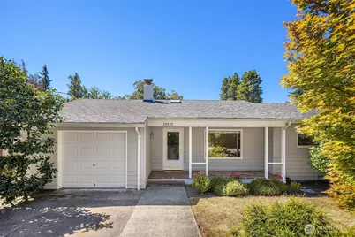 20820 Hillcrest Place, Edmonds, WA 98026 - Photo 2
