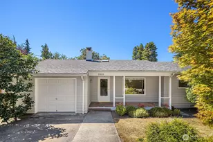 20820 Hillcrest Pl, Edmonds, WA 98026 - Photo 2