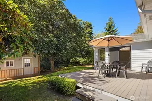 20820 Hillcrest Pl, Edmonds, WA 98026 - Photo 30