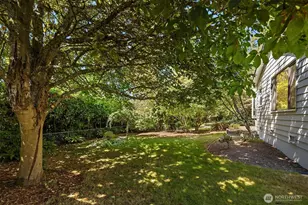 20820 Hillcrest Pl, Edmonds, WA 98026 - Photo 28