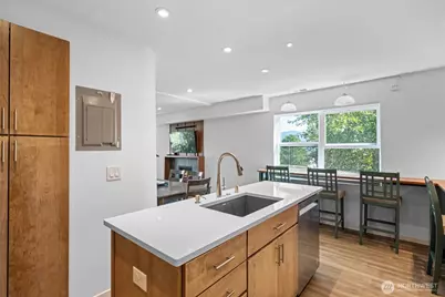 816 20th Street #203, Bellingham, WA 98225 - Photo 30