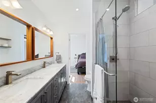 816 20th St, Bellingham, WA 98225 - Photo 6