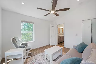 816 20th Street #203, Bellingham, WA 98225 - Photo 8