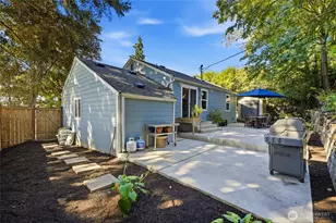 512 Bronson Pl NE, Renton, WA 98056 - Photo 16