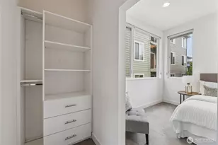 3920 1st Ave NE, Seattle, WA 98105 - Photo 10