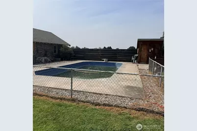 580 Rose Street NE, College Place, WA 99324 - Photo 2