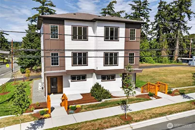 55 NE Kettle Street #A2, Oak Harbor, WA 98277 - Photo 1