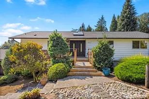 18217 62nd Ave NE, Kenmore, WA 98028 - Photo 2