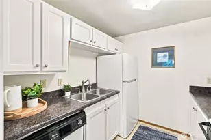 19857 25th Ave NE, Shoreline, WA 98155 - Photo 8