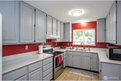 28705 14th Avenue S, Federal Way, WA 98003 - Photo 10