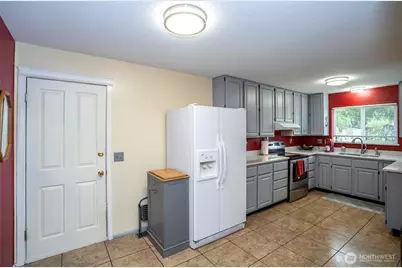 28705 14th Avenue S, Federal Way, WA 98003 - Photo 12