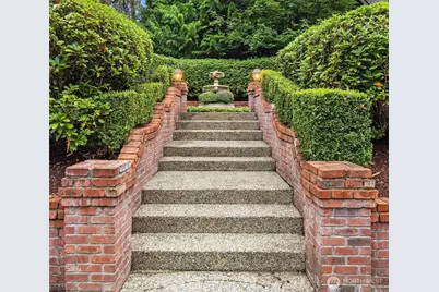 16701 Saybrook Drive NE, Woodinville, WA 98077 - Photo 2