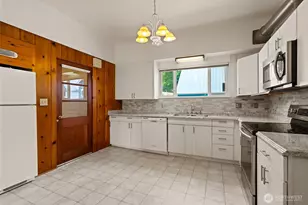 101 E Utah Ave, Roslyn, WA 98941 - Photo 10