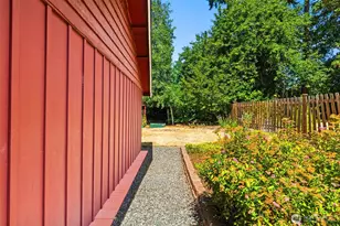 8405 113 St E, Puyallup, WA 98373 - Photo 32