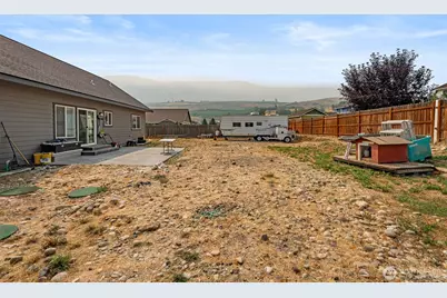 158 Saratoga Ln, Malaga, WA 98828 - Photo 32