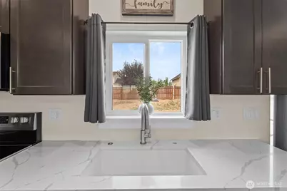 158 Saratoga Ln, Malaga, WA 98828 - Photo 12