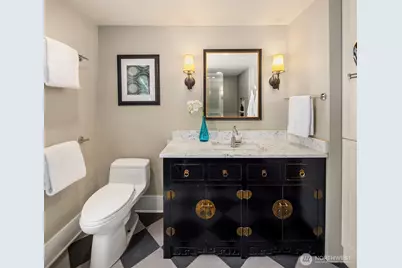 930 20th Avenue E, Seattle, WA 98112 - Photo 26