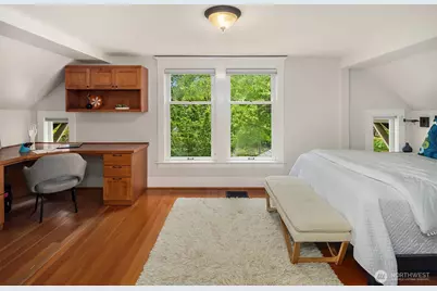 930 20th Avenue E, Seattle, WA 98112 - Photo 24