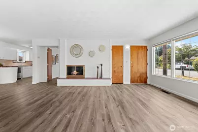 911 11th Street NW, Puyallup, WA 98371 - Photo 6