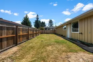 911 11th St NW, Puyallup, WA 98371 - Photo 38