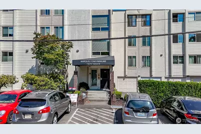 132 N 132nd Street #204, Seattle, WA 98133 - Photo 4