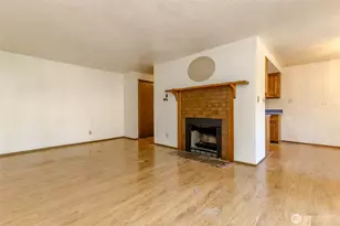 132 N 132nd St, Seattle, WA 98133 - Photo 6