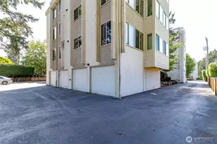 132 N 132nd St, Seattle, WA 98133 - Photo 30