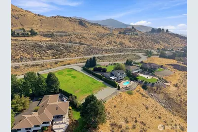 125 Highpoint Lane, Chelan, WA 98816 - Photo 4